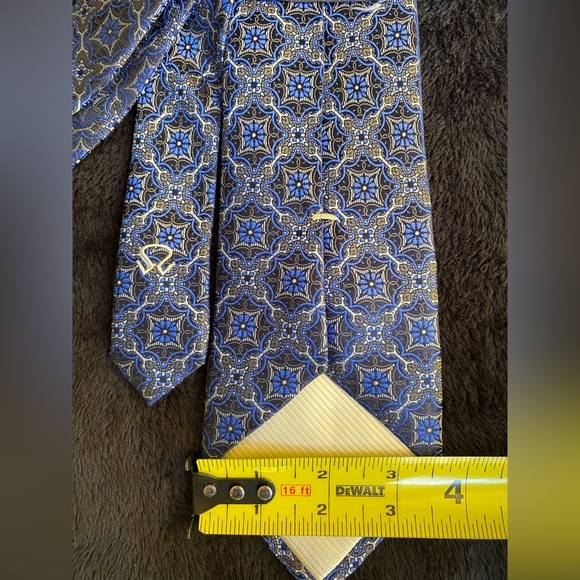 Enro Luxury Silk Tie - Picture 4 of 4